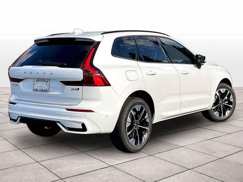 New 2026 Volvo XC60 B5 Plus w/ Protection Package Premier image 4