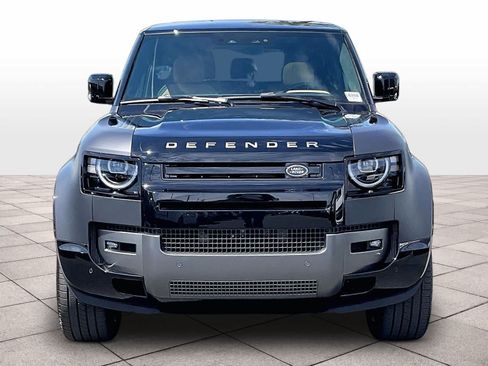 New 2026 Land Rover Defender 90 V8 AWD/4WD image 5