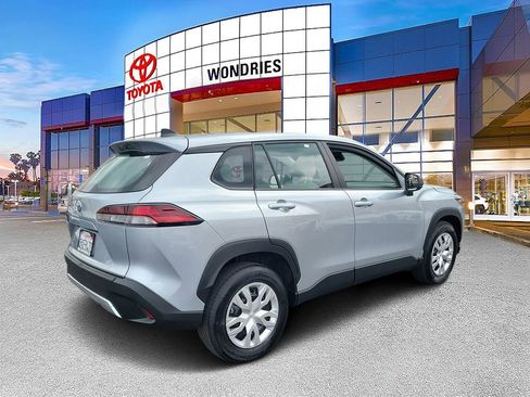 Used 2026 Toyota Corolla Cross L FWD image 4