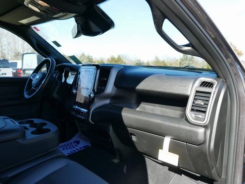 New 2026 RAM 2500 Tradesman AWD/4WD image 14