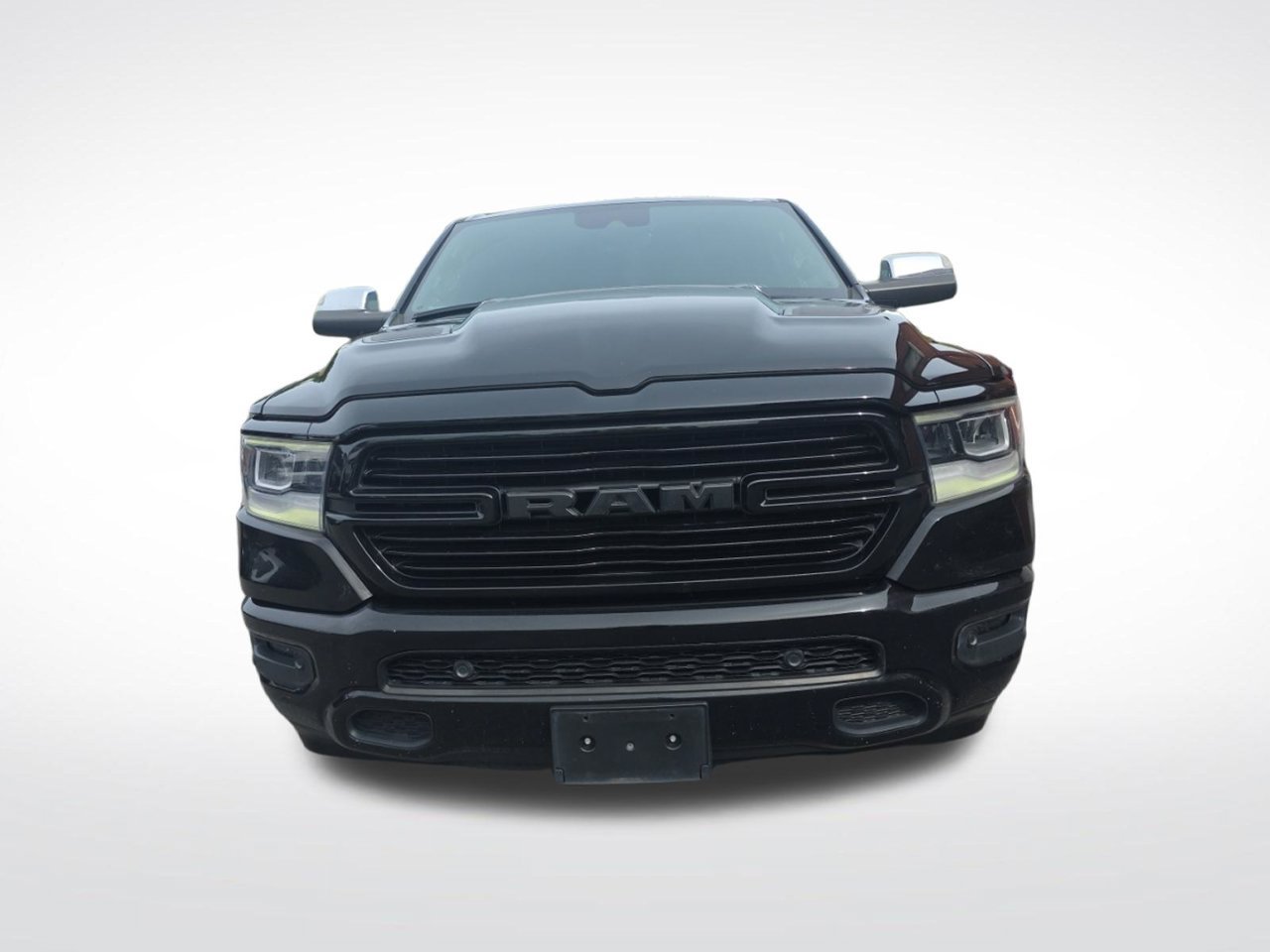 Used 2019 RAM 1500 Laramie AWD/4WD image 2