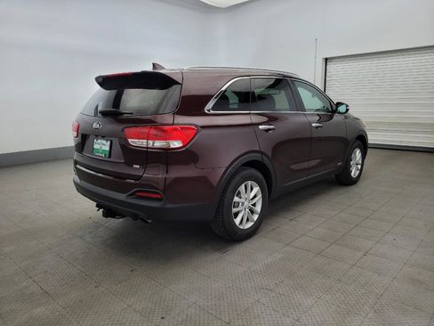 Used 2017 Kia Sorento AWD w/ LX Convenience Package image 9