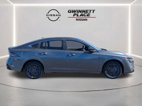 New 2026 Nissan Sentra SV w/ SV Convenience Package FWD image 6