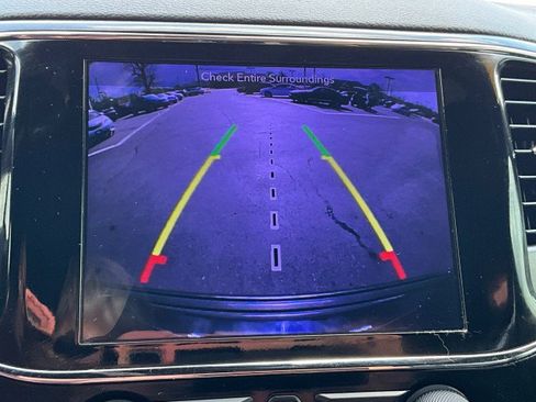 Used 2019 Jeep Grand Cherokee Altitude AWD/4WD image 24