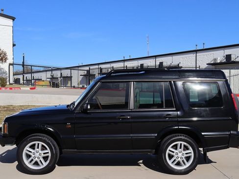 Used 2004 Land Rover Discovery SE image 8