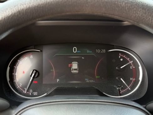 Used 2025 Toyota RAV4 XLE FWD image 12