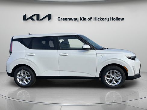 New 2025 Kia Soul LX image 8