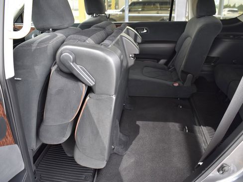 Used 2019 Nissan Armada SV w/ Driver Package RWD image 50