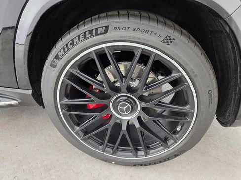 New 2026 Mercedes-Benz GLS 63 AMG 4MATIC image 13