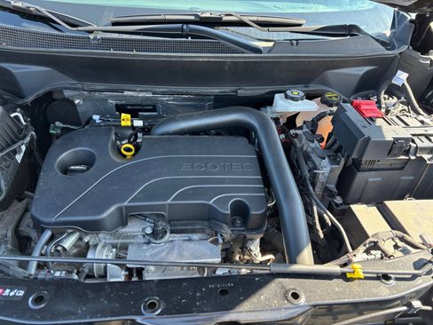 Used 2025 Chevrolet Equinox LT FWD image 32