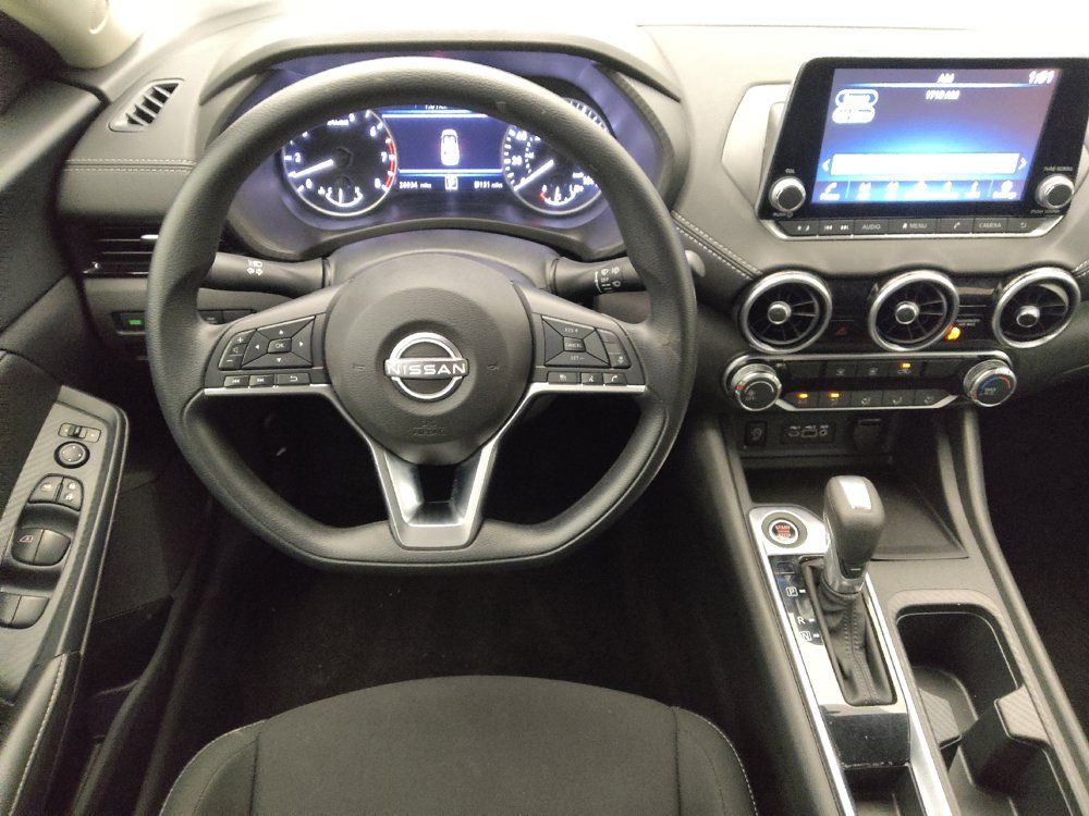 Used 2025 Nissan Sentra SV FWD image 22