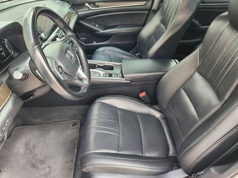 Used 2021 Honda Accord Touring image 14
