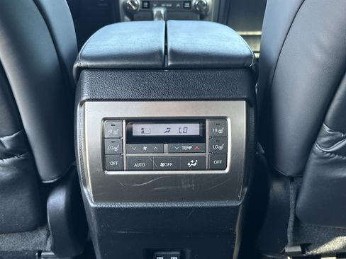 Used 2021 Lexus GX 460 Premium AWD/4WD image 29