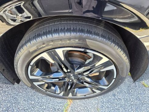 Used 2024 Kia K5 GT-Line w/ GT-Line Premium Package FWD image 5
