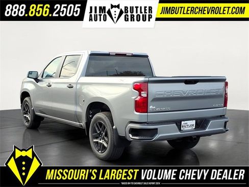 New 2026 Chevrolet Silverado 1500 Custom image 2