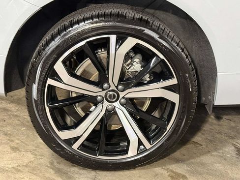 Used 2025 Volvo XC60 T8 Ultra w/ Protection Package Premier AWD/4WD image 13