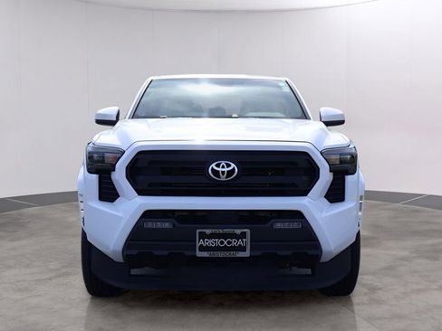 Used 2024 Toyota Tacoma SR5 AWD/4WD image 2