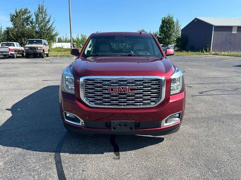Used 2018 GMC Yukon Denali w/ Denali Ultimate Package AWD/4WD image 8