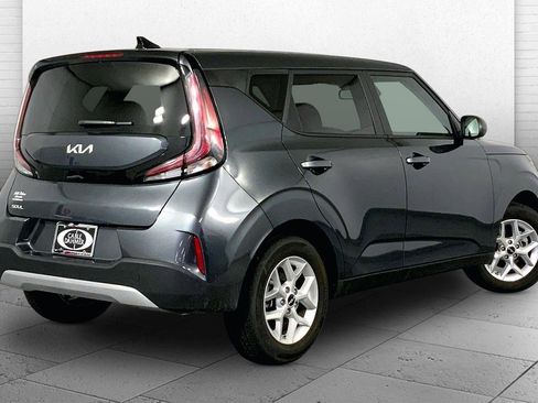 Certified 2025 Kia Soul LX image 13