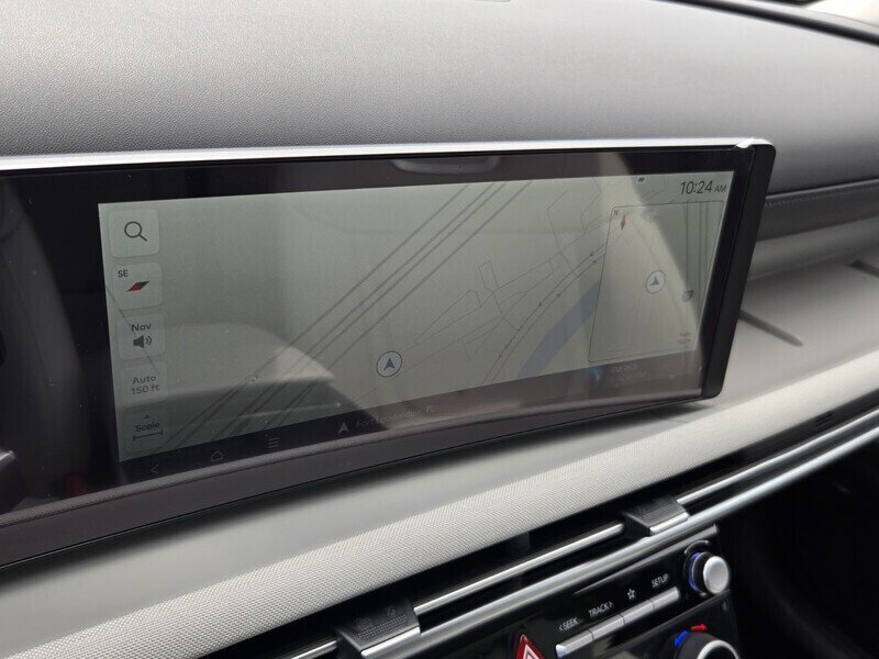 New 2026 Hyundai Tucson Limited FWD image 8