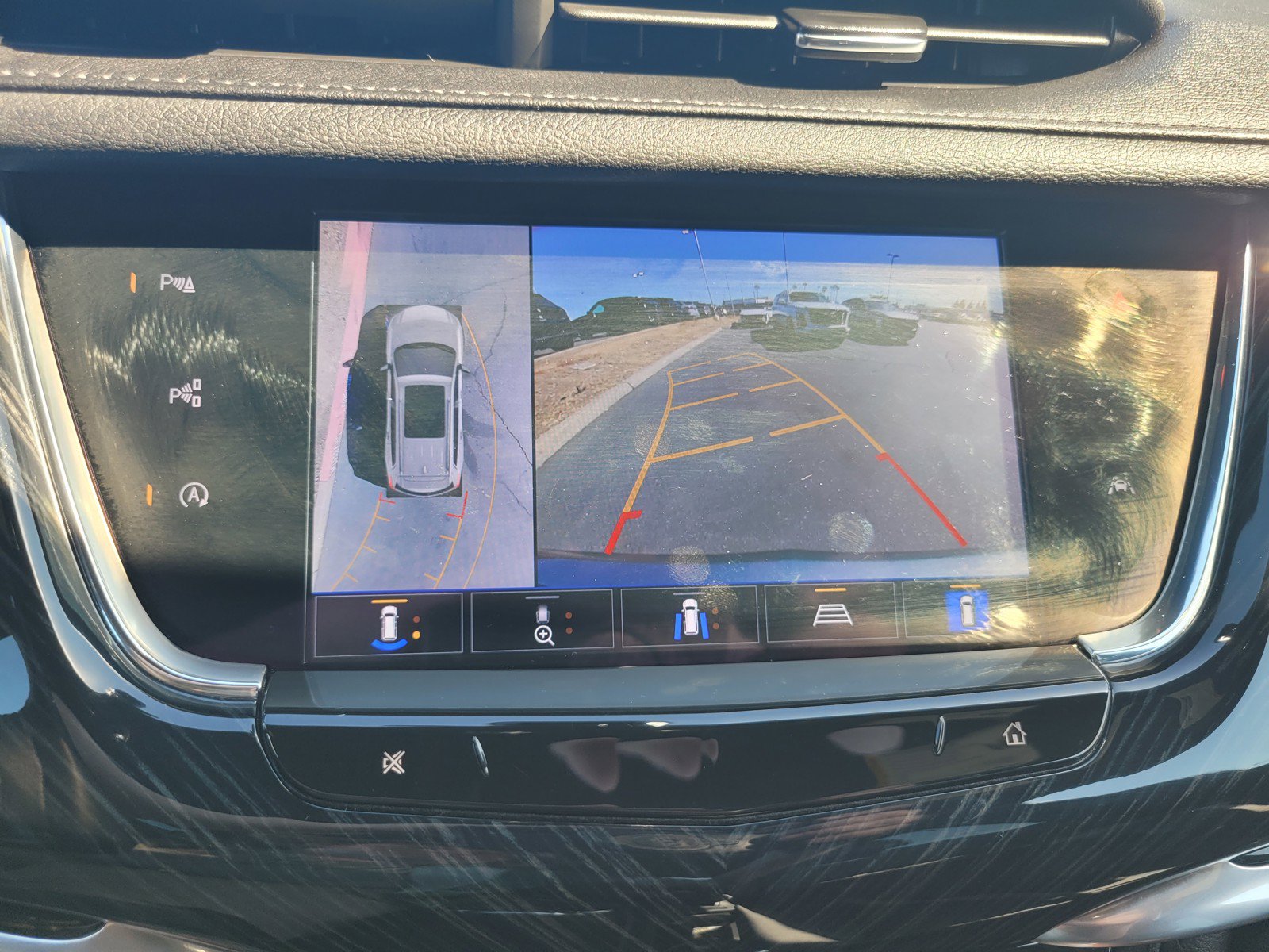 Certified 2023 Cadillac XT6 Premium Luxury w/ Technology Package AWD/4WD image 19