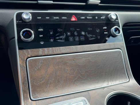 Certified 2025 Genesis GV80 3.5T Advanced image 20