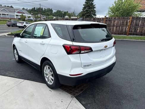 Used 2024 Chevrolet Equinox LS FWD image 5