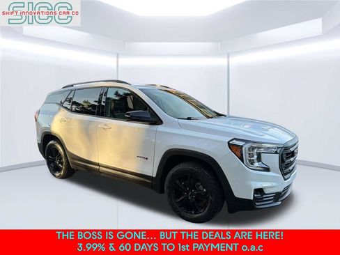 Used 2023 GMC Terrain AT4 AWD/4WD image 8