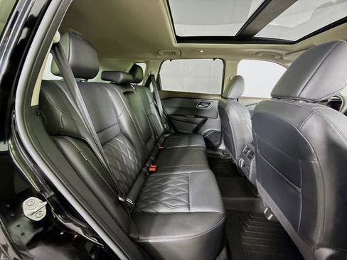 Used 2023 Nissan Rogue Platinum w/ Platinum Premium Package image 29