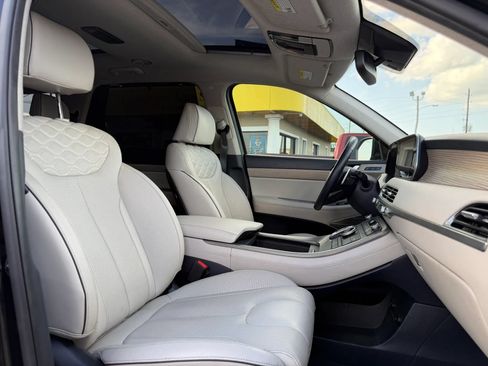 Used 2021 Hyundai Palisade Limited FWD image 13
