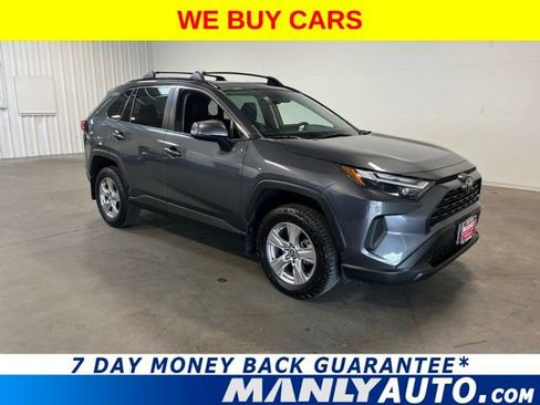 Used 2022 Toyota RAV4 XLE w/ Convenience Package FWD image 1