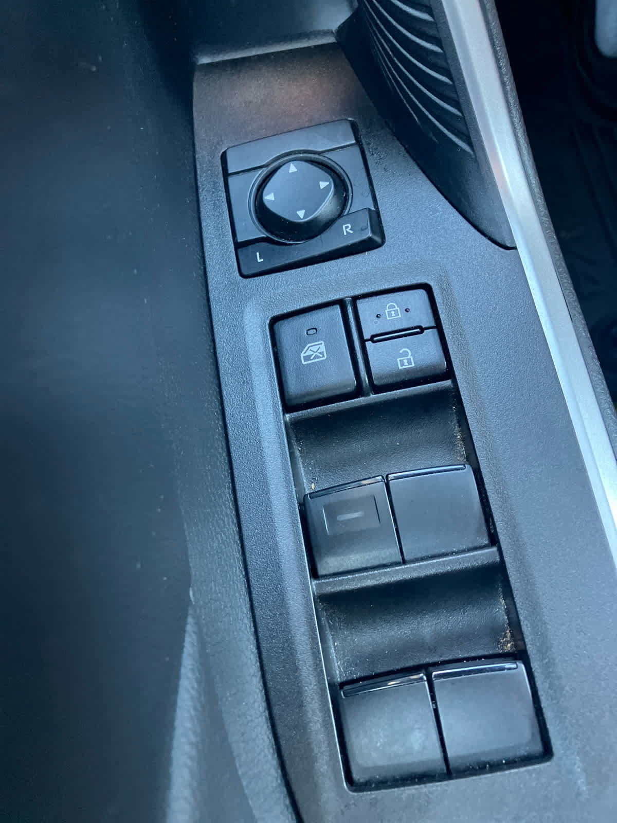 Certified 2025 Toyota RAV4 LE AWD/4WD image 14