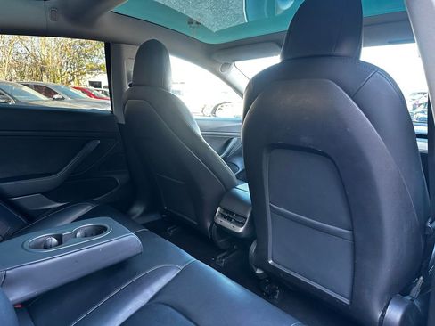 Used 2020 Tesla Model 3 Standard Range Plus image 34