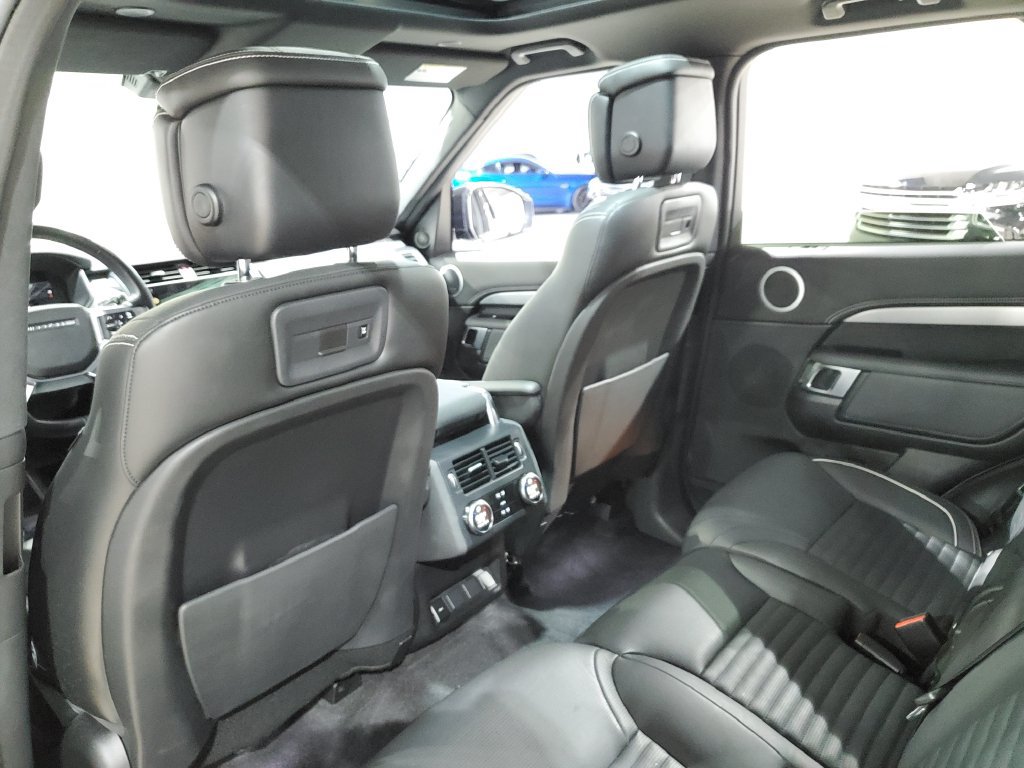 Used 2023 Land Rover Discovery S R-Dynamic AWD/4WD image 28