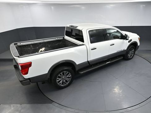 Used 2017 Nissan Titan Platinum Reserve AWD/4WD image 53