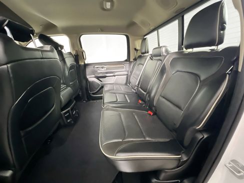 Used 2019 RAM 1500 Laramie image 28