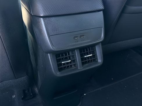 Used 2025 Chevrolet Equinox LT w/ Safety and Technology Package FWD image 22