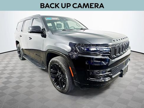 Used 2025 Jeep Wagoneer Series II w/ Convenience Group I image 3