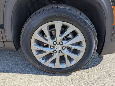 Used 2025 Buick Enclave Preferred image 11