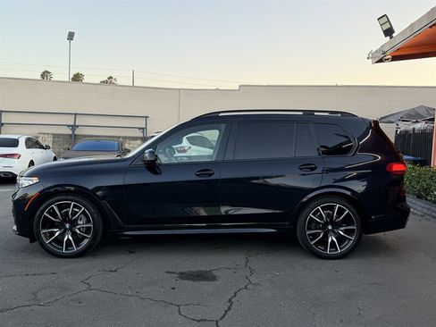 Used 2019 BMW X7 xDrive40i w/ Premium Package AWD/4WD image 9