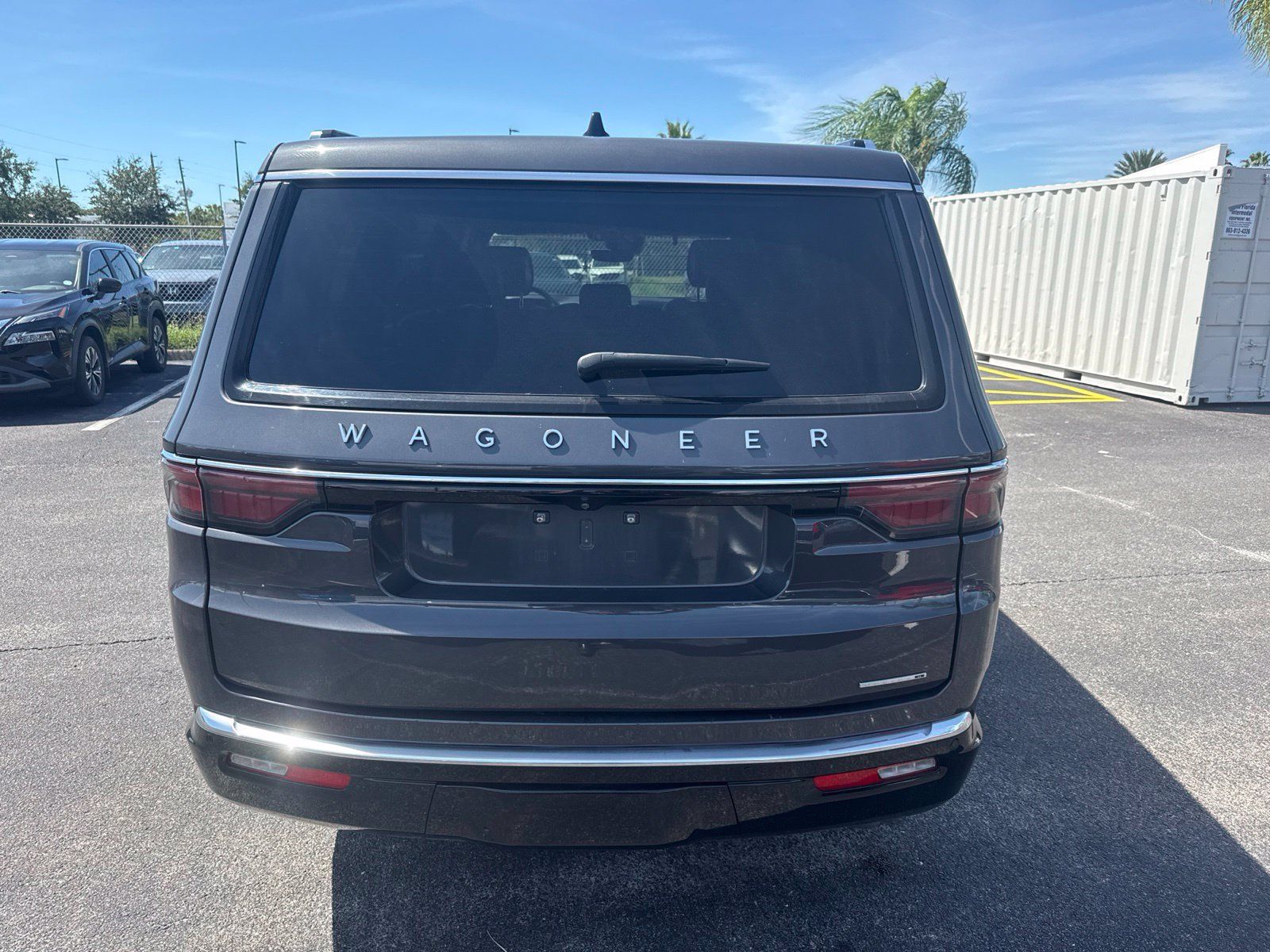 Used 2024 Jeep Wagoneer Series II w/ Flexible Seating Group RWD image 6