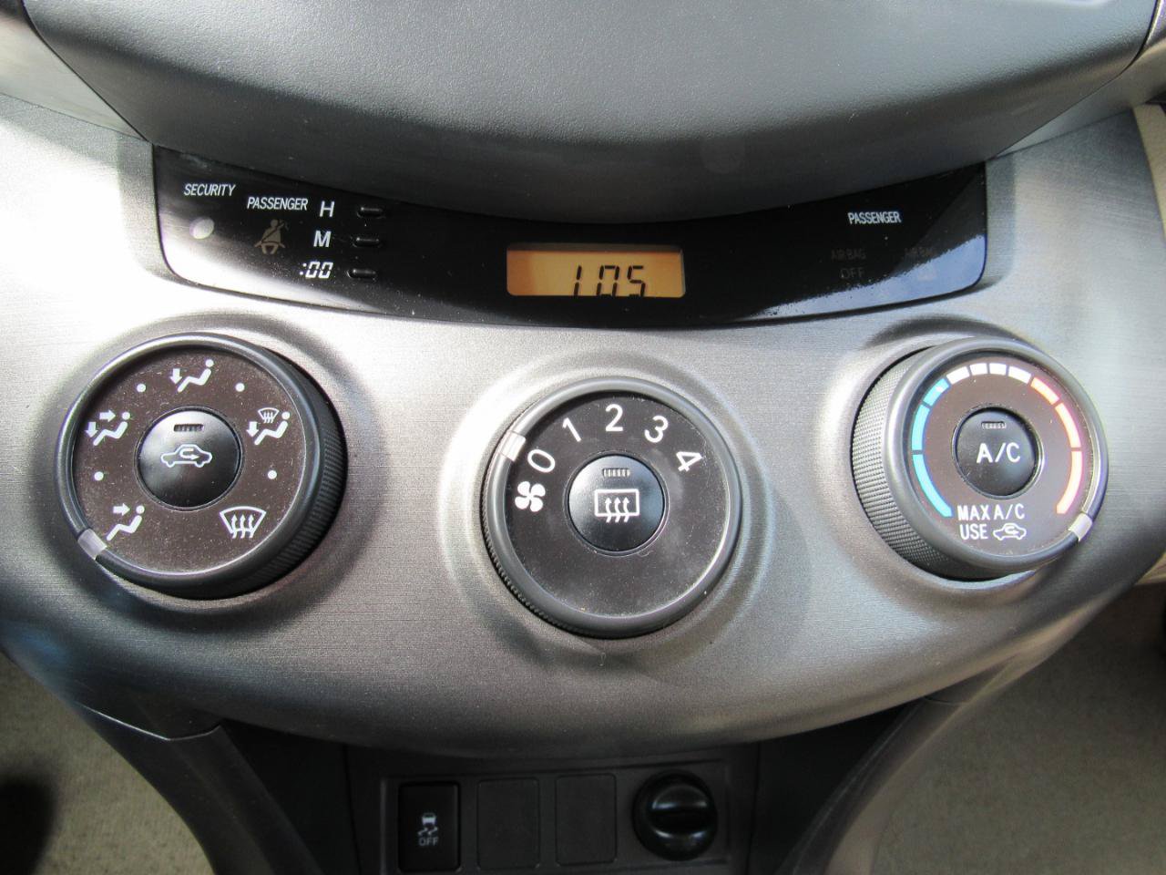 Used 2012 Toyota RAV4 4WD w/ Value Pkg image 20