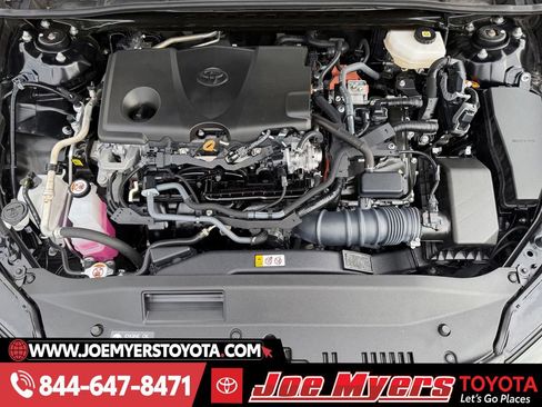 Used 2025 Toyota Camry LE image 30