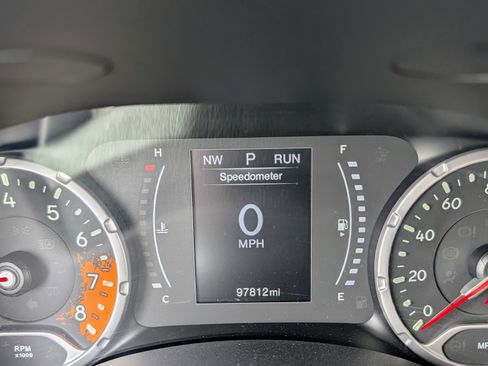 Used 2017 Jeep Renegade Altitude image 14