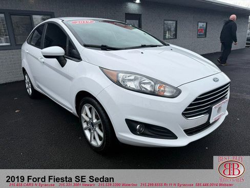 Used 2019 Ford Fiesta SE w/ Equipment Group 201A image 1