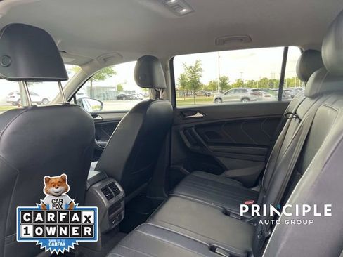 Used 2023 Volkswagen Tiguan SE FWD image 25
