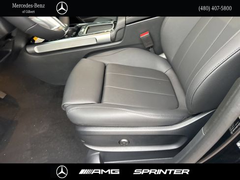 New 2026 Mercedes-Benz GLB 250 image 11