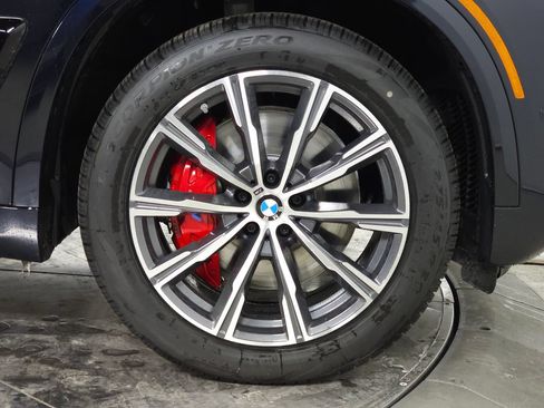 Used 2026 BMW X5 xDrive40i w/ M Sport Package AWD/4WD image 7