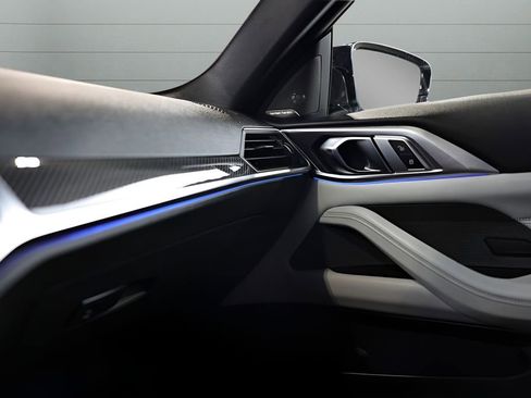 Used 2021 BMW M4 Competition w/ M Carbon Exterior Package image 61