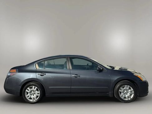 Used 2012 Nissan Altima 2.5 S FWD image 4